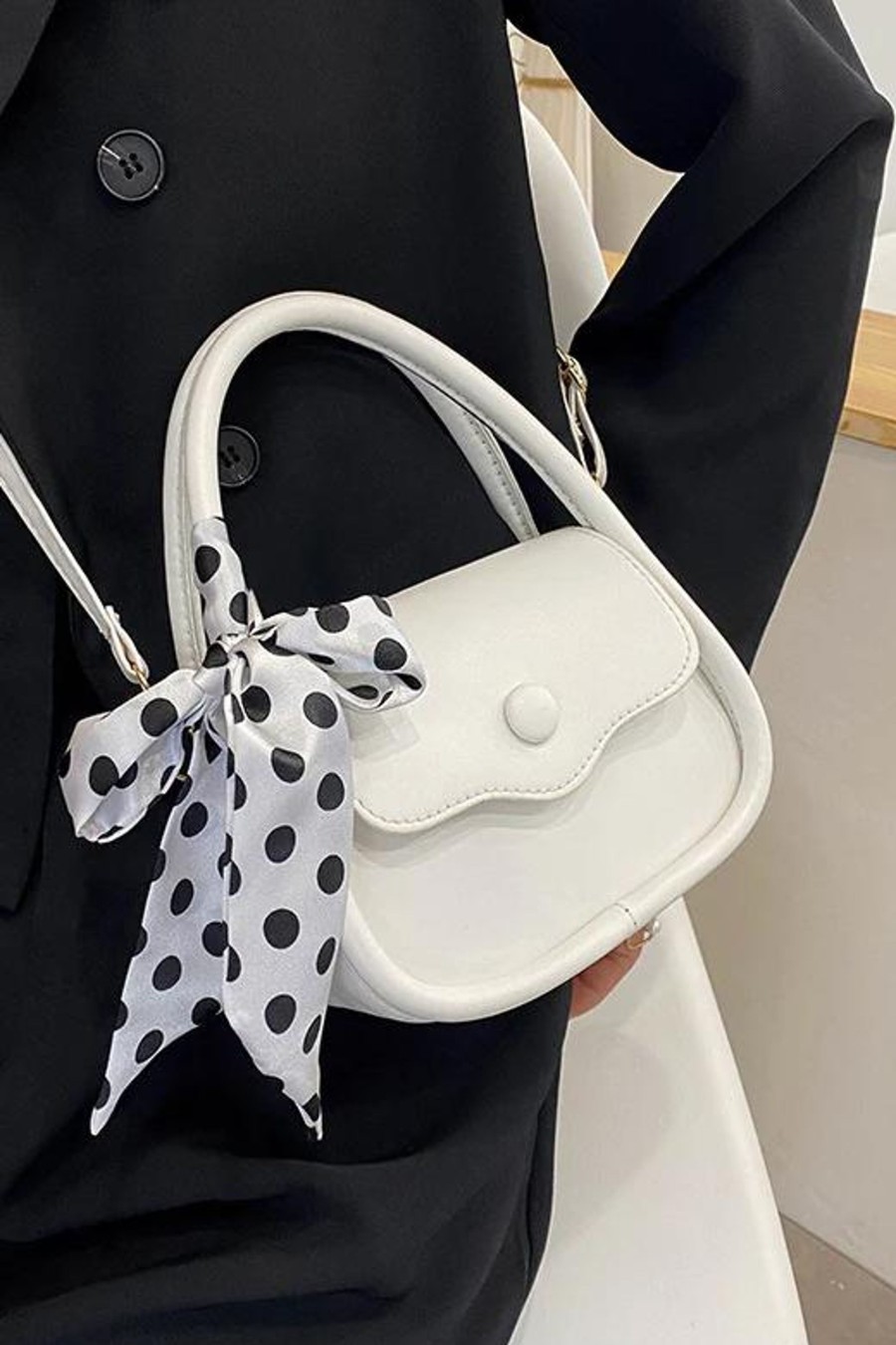 Scarpe E Accessori QONVERTO d.o.o. | Borsa Piccola Con Fiocco, Art2259, Bianca