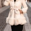 Donna BLUE DEISE MAISON S.R.L. | Cappotto Elegante Con Ecopelliccia Palancia, Bianco