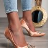 Scarpe E Accessori PATRIZIO ROMA | Decollete Con Spilla Decorativa, Beige