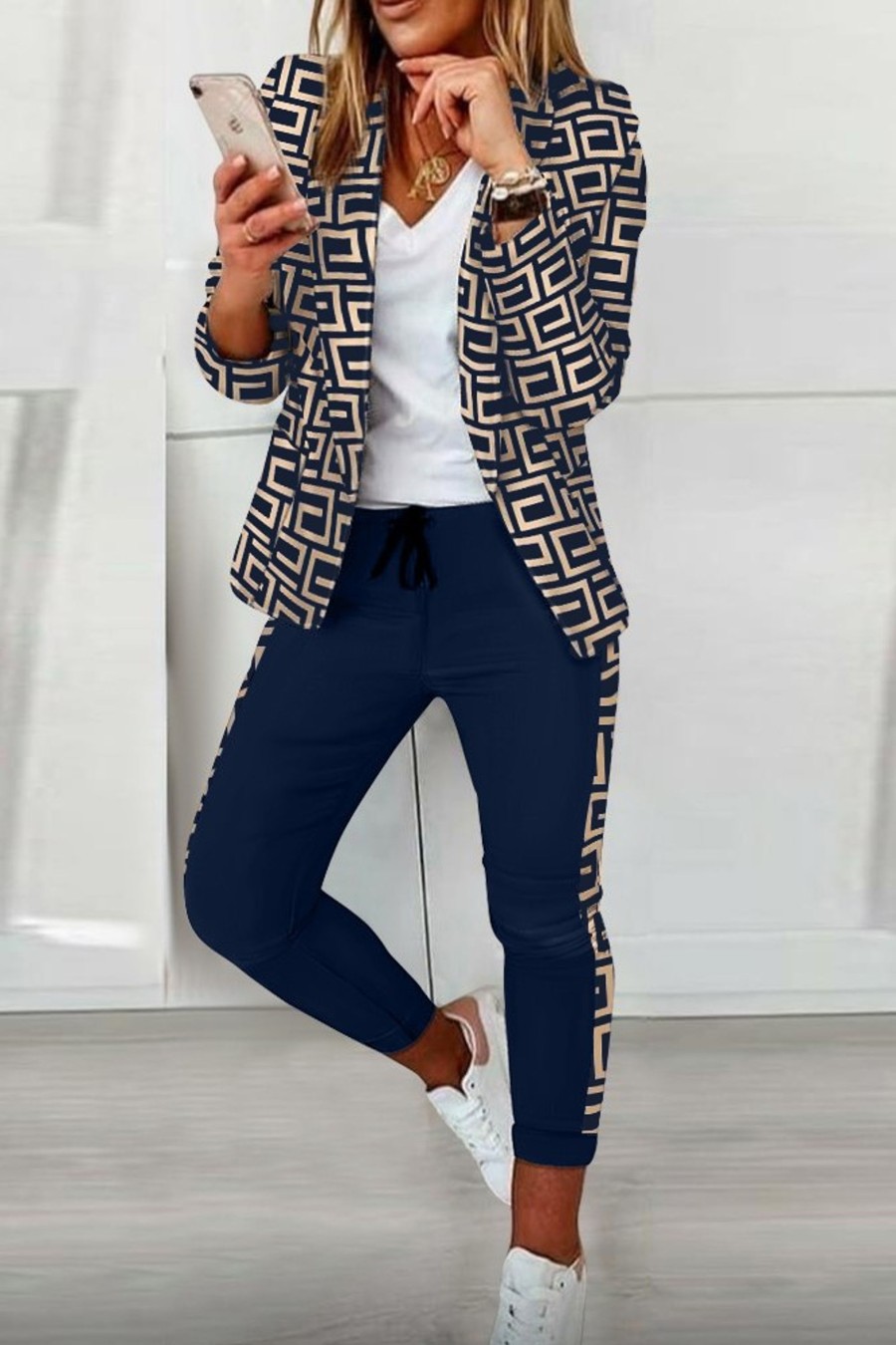 Donna NEO IMAGE | Completo Pantalone E Blazer Con Stampa Nunzia, Blu Scuro