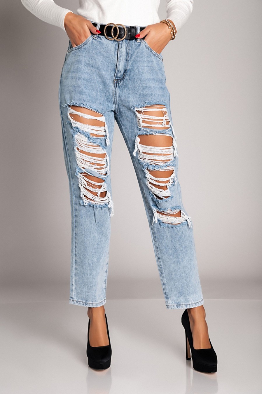 Donna B. STYLE | Jeans Dritti Strappati Volenta, Azzurro