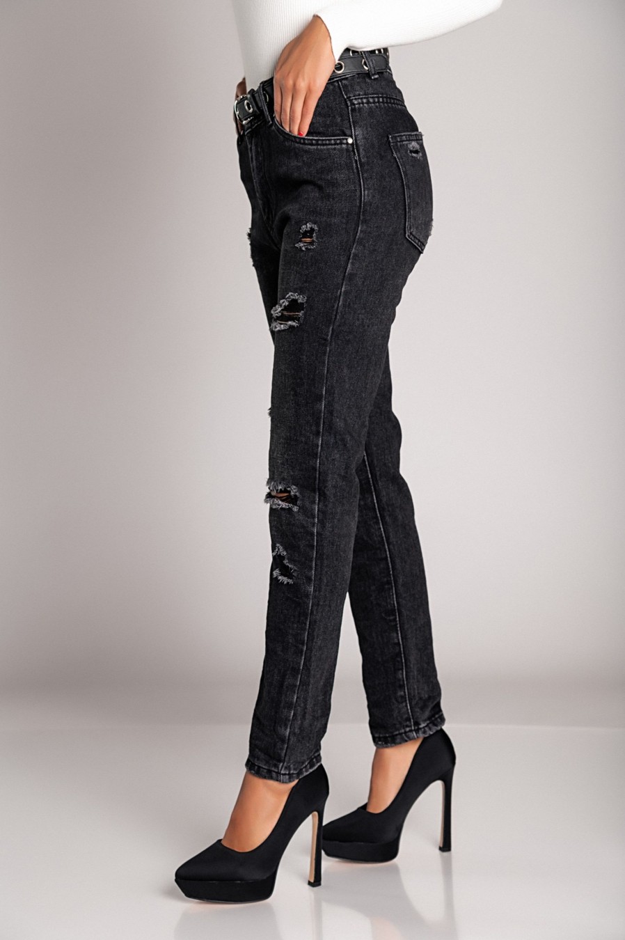 Donna AD'ORO XIAO YETI | Mom Jeans Strappati Marsura, Neri