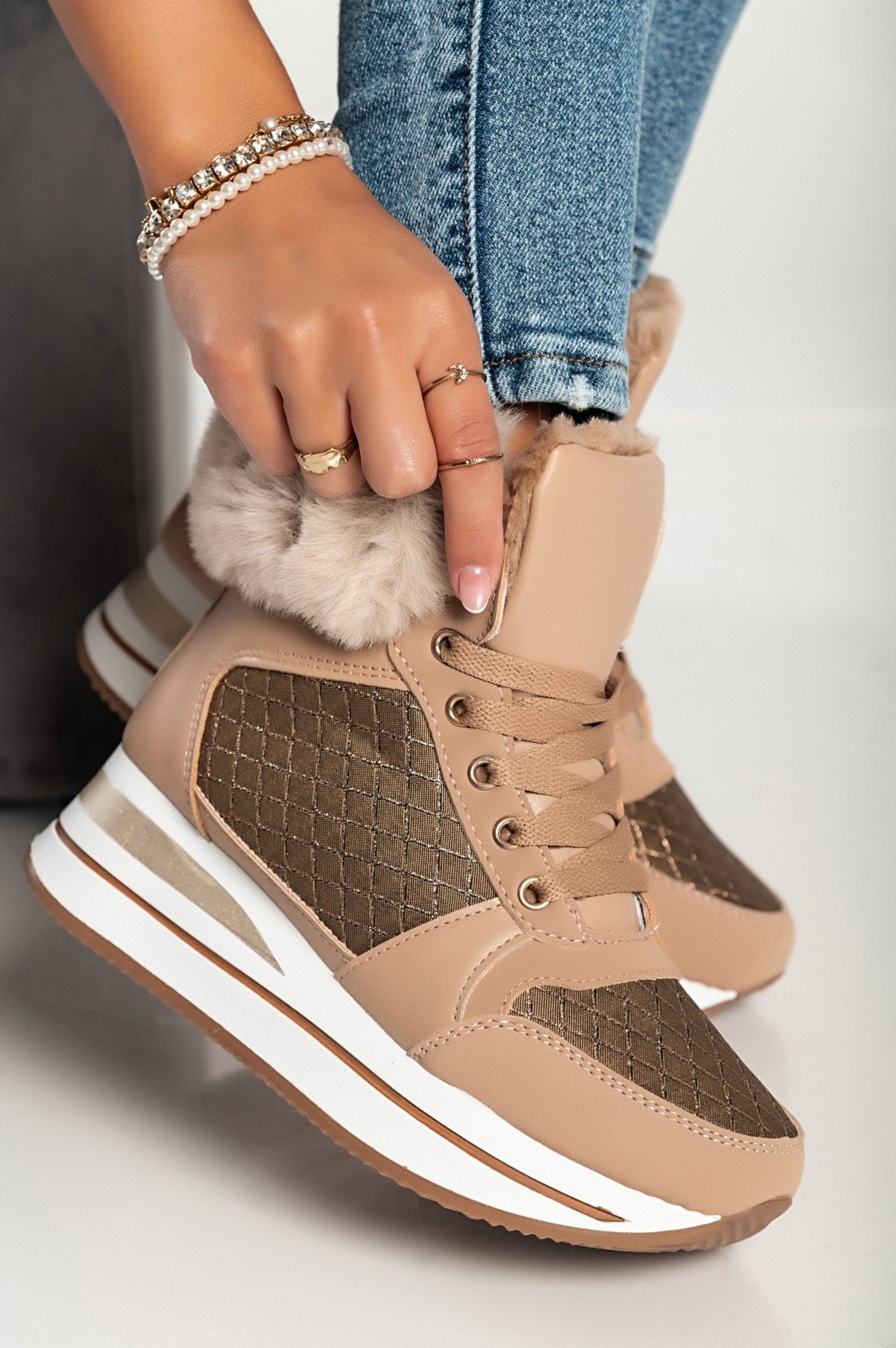 Scarpe E Accessori ITALIA-SHOES (GOGO) | Sneaker Alla Moda In Ecopelle E Tessuto, 6009, Cammello