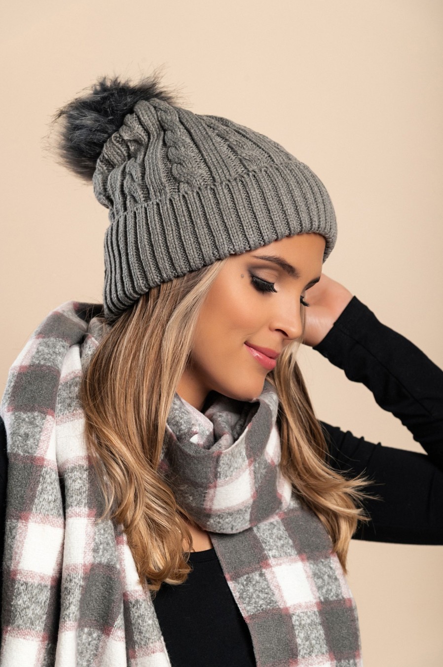 Donna FASHION STYLE SRLS (ANGELA) | Cappello Lavorato A Maglia Con Pompon In Pelliccia Sintetica, Grigio Scuro