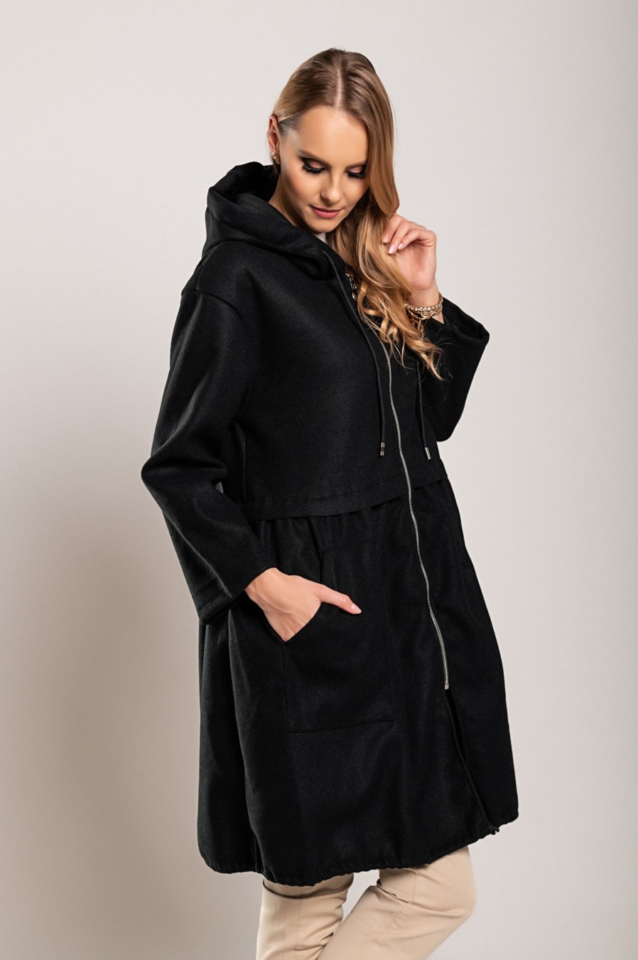 Donna ELLE MODA SRLS PADOVA | Cappotto Corto Con Cappuccio, Nero